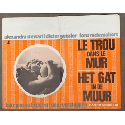 BEZETEN - HET GAT IN DE MUUR