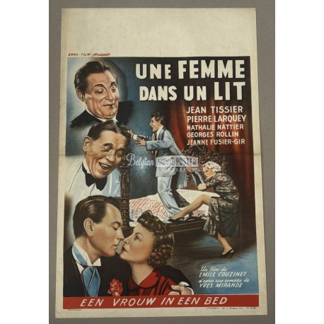FAMILLE CUCUROUX (UNE FEMME DANS UN LIT)
