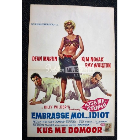 KISS ME STUPID