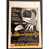 FILLE AUX YEUX D'OR